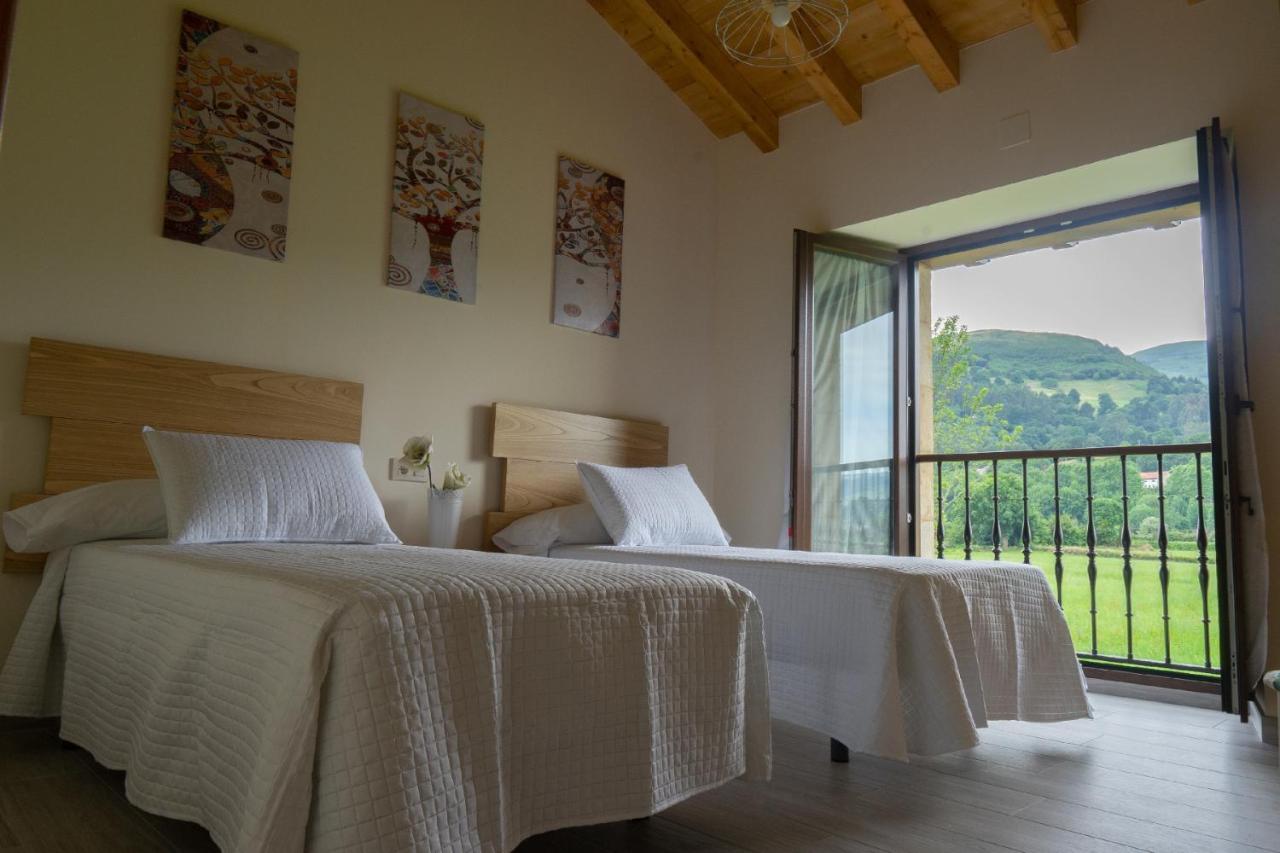 Hostal Complejo Rural El Cerradón Alceda Exterior foto