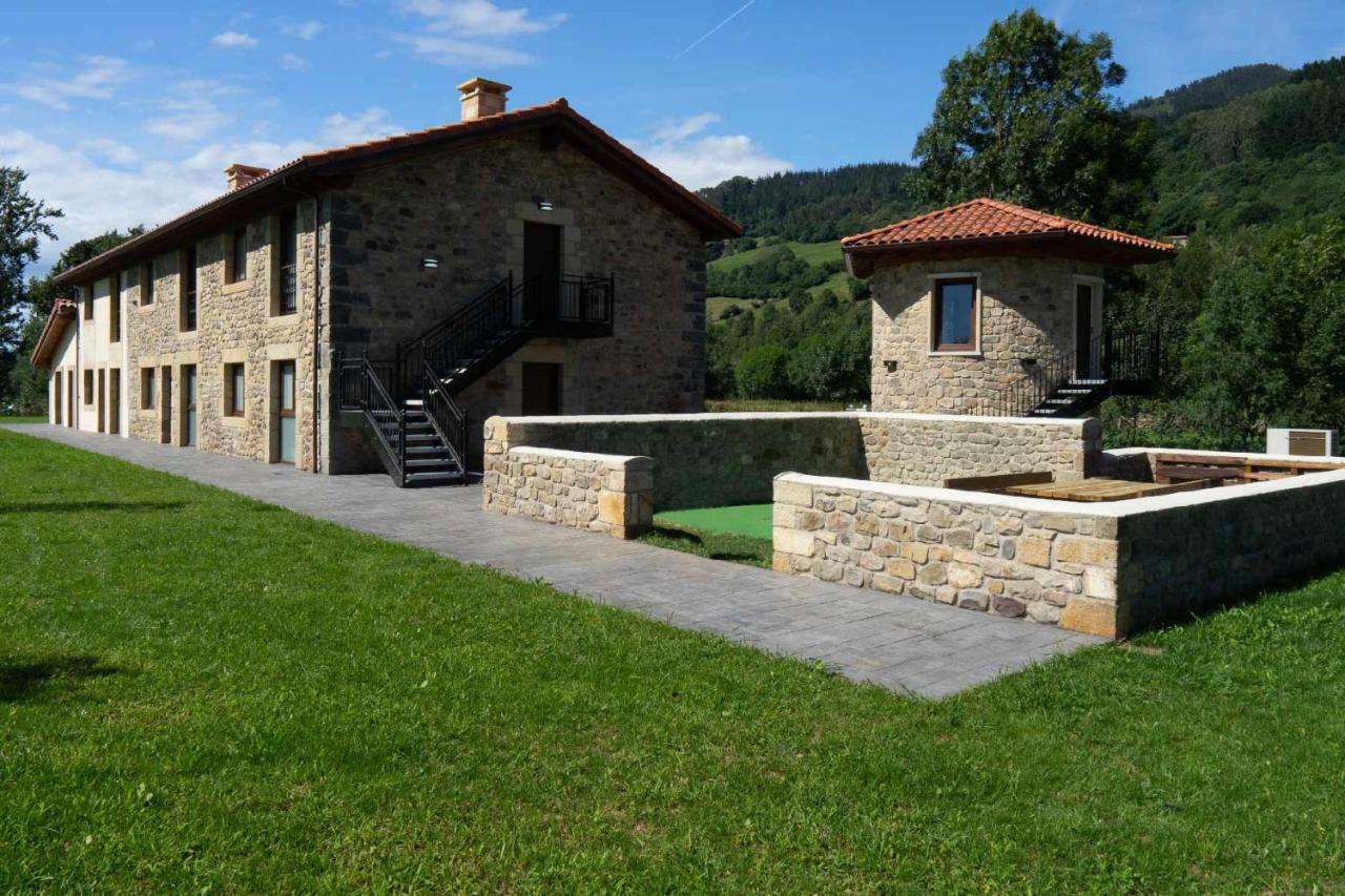 Hostal Complejo Rural El Cerradón Alceda Exterior foto