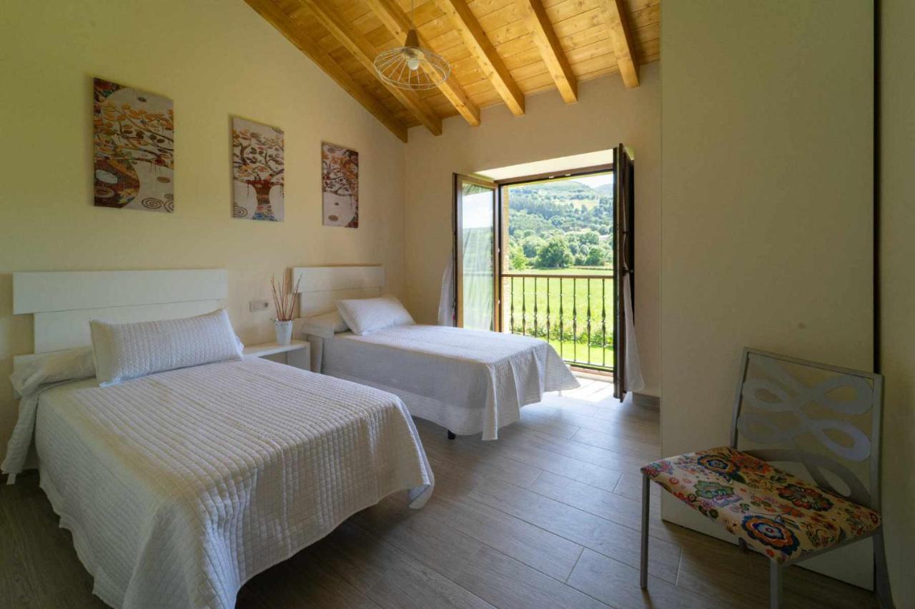 Hostal Complejo Rural El Cerradón Alceda Exterior foto